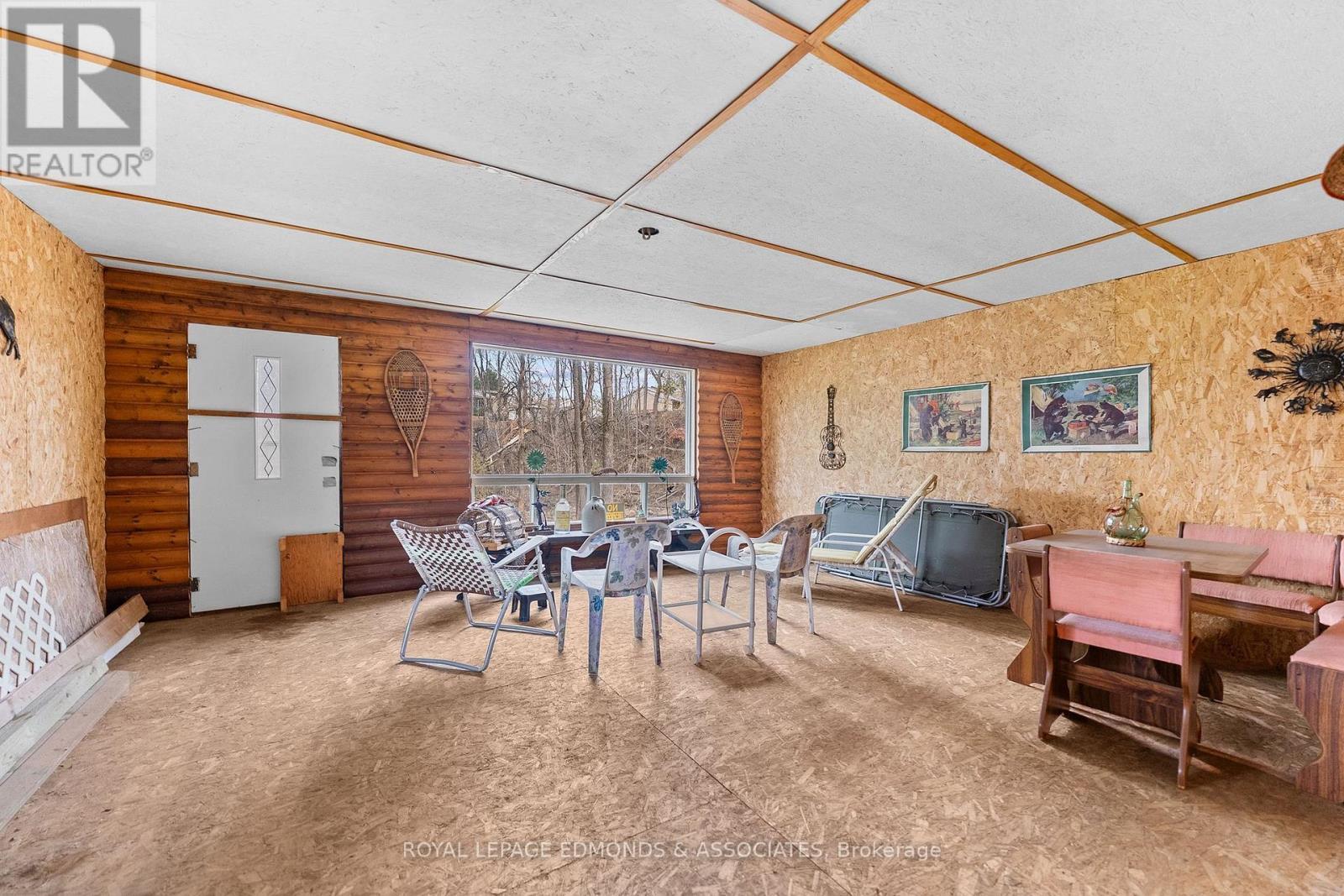 












499 BOUNDARY ROAD E

,
Pembroke,




Ontario
K8A6L7

