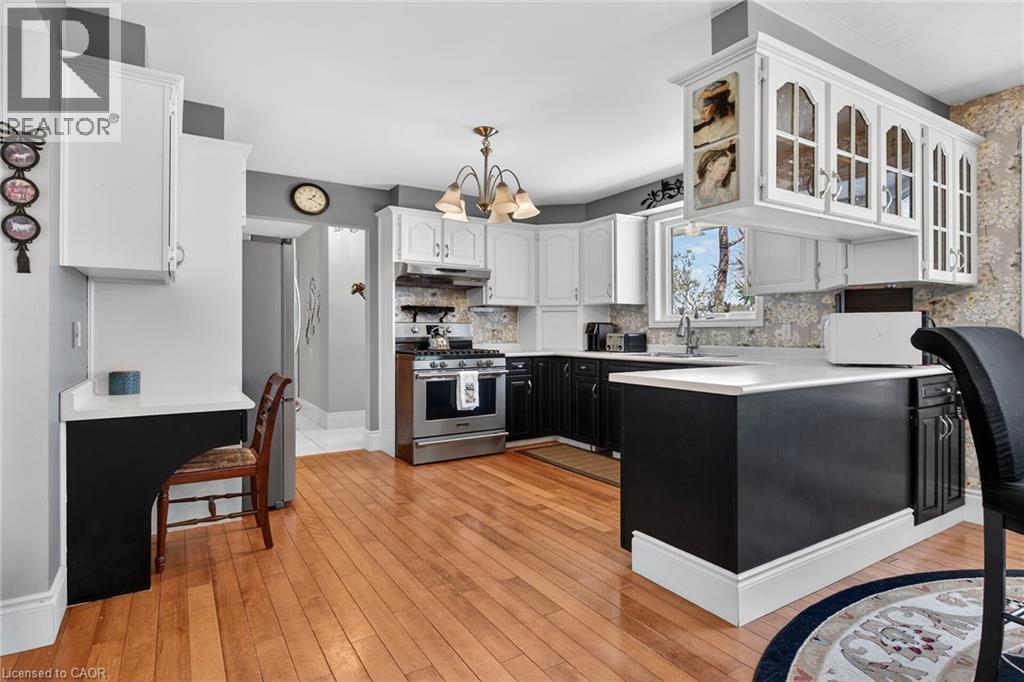 












112 PROSPECT Street

,
Port Dover,




Ontario
N0A1N6

