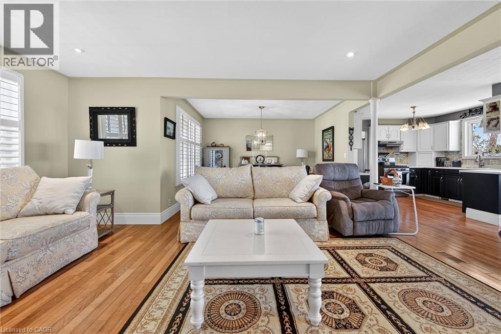 












112 PROSPECT Street

,
Port Dover,




Ontario
N0A1N6


