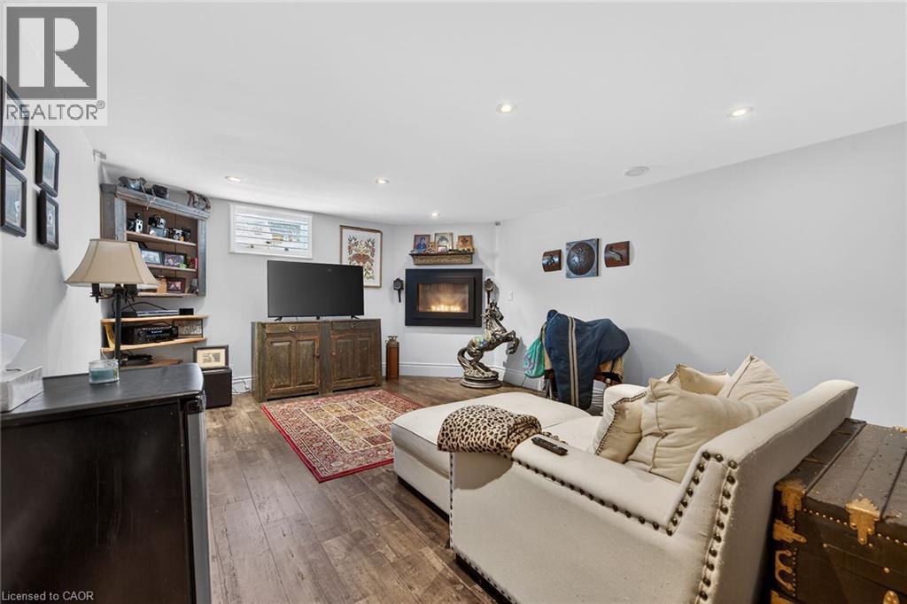 












112 PROSPECT Street

,
Port Dover,




Ontario
N0A1N6


