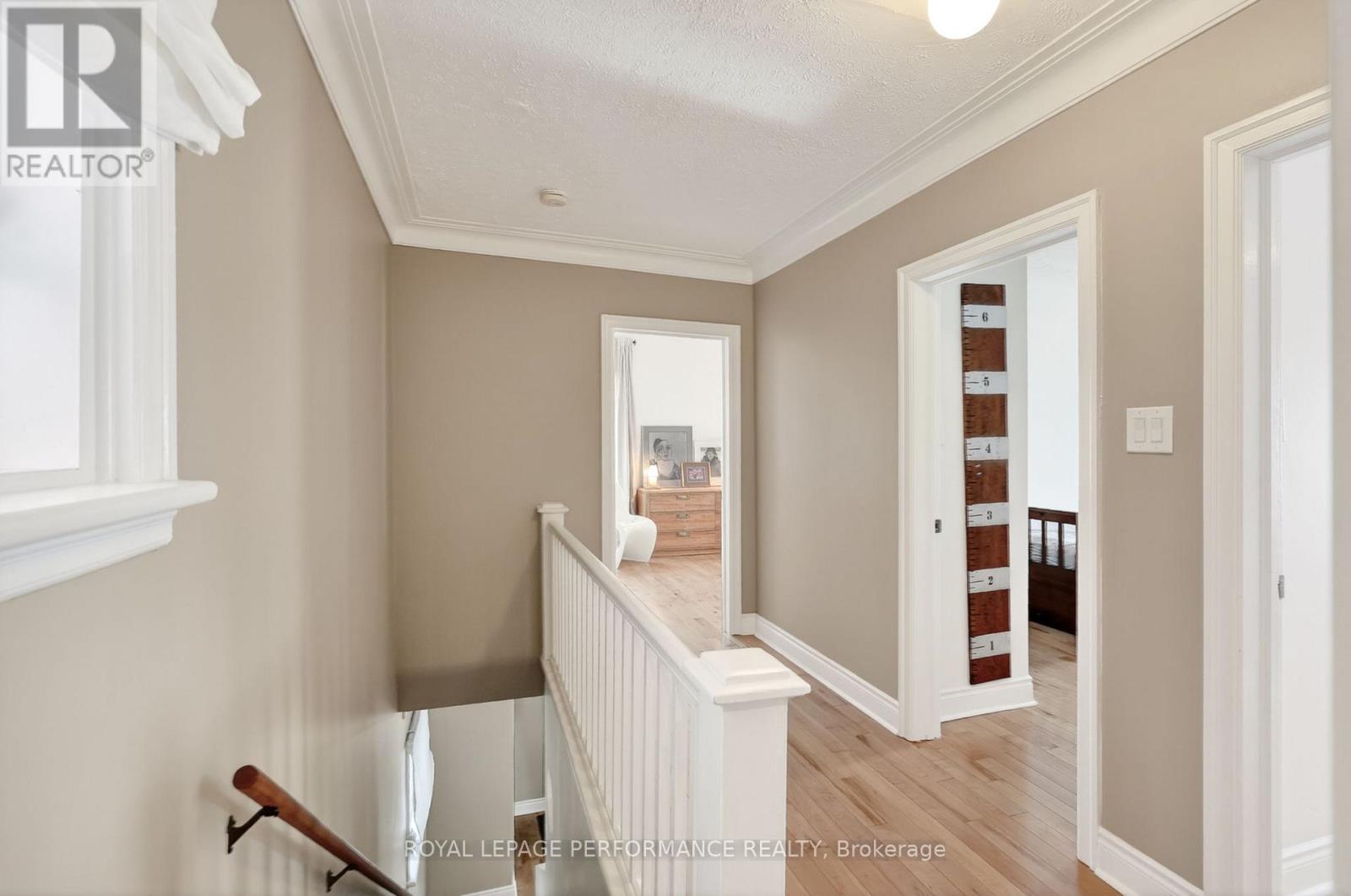 












317 SHAKESPEARE STREET

,
Ottawa,




Ontario
K1L5M1


