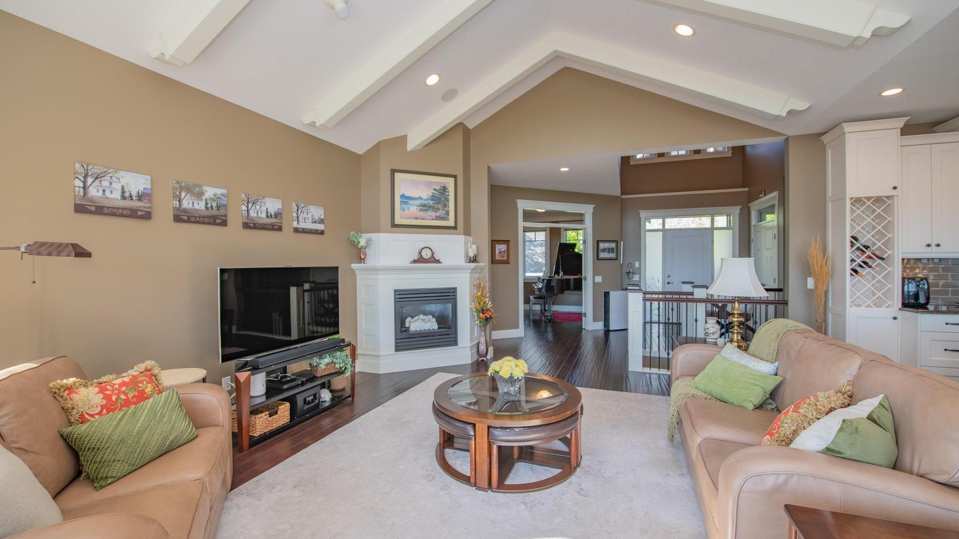 









4300


Camelback

Way,
Vernon,




BC
V1T 9W4

