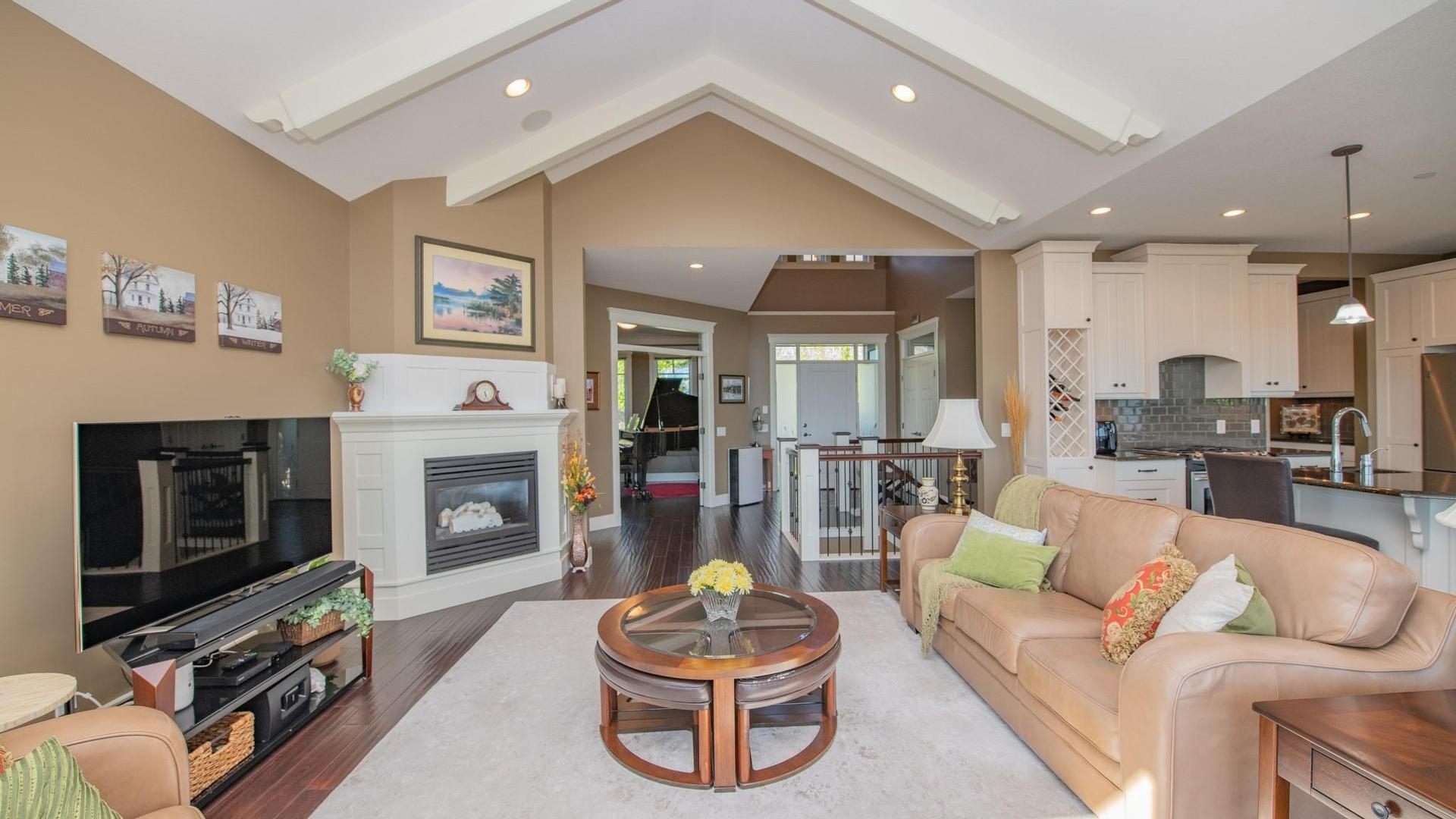 









4300


Camelback

Way,
Vernon,




BC
V1T 9W4

