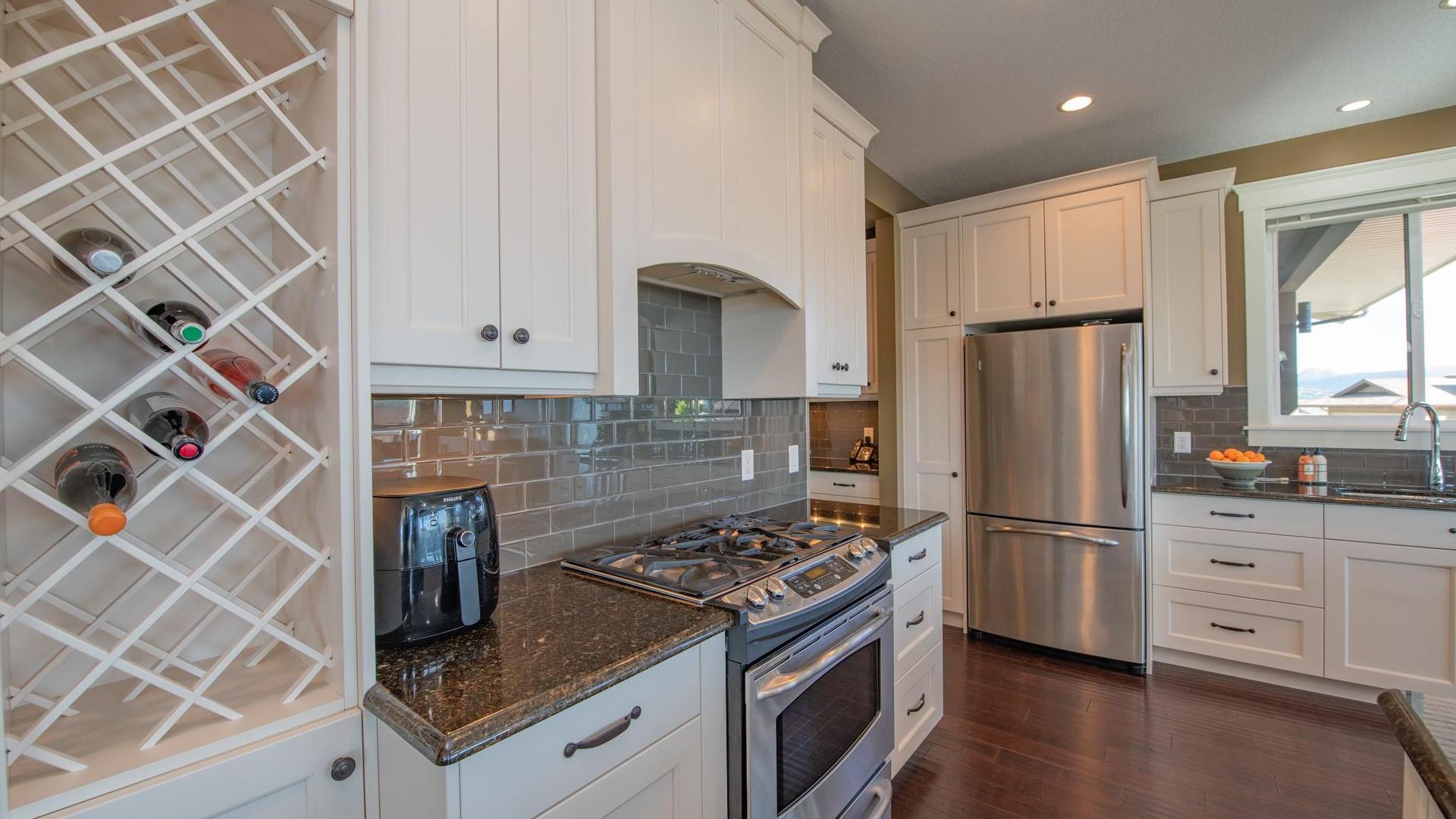 









4300


Camelback

Way,
Vernon,




BC
V1T 9W4

