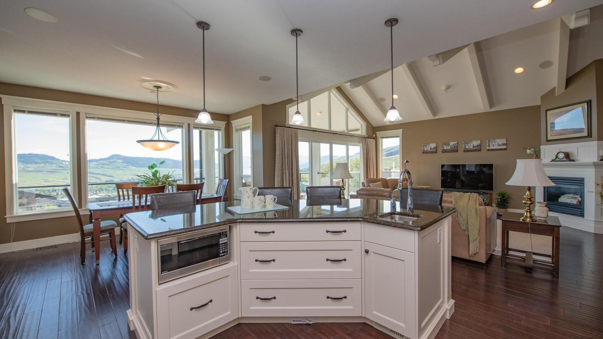 









4300


Camelback

Way,
Vernon,




BC
V1T 9W4

