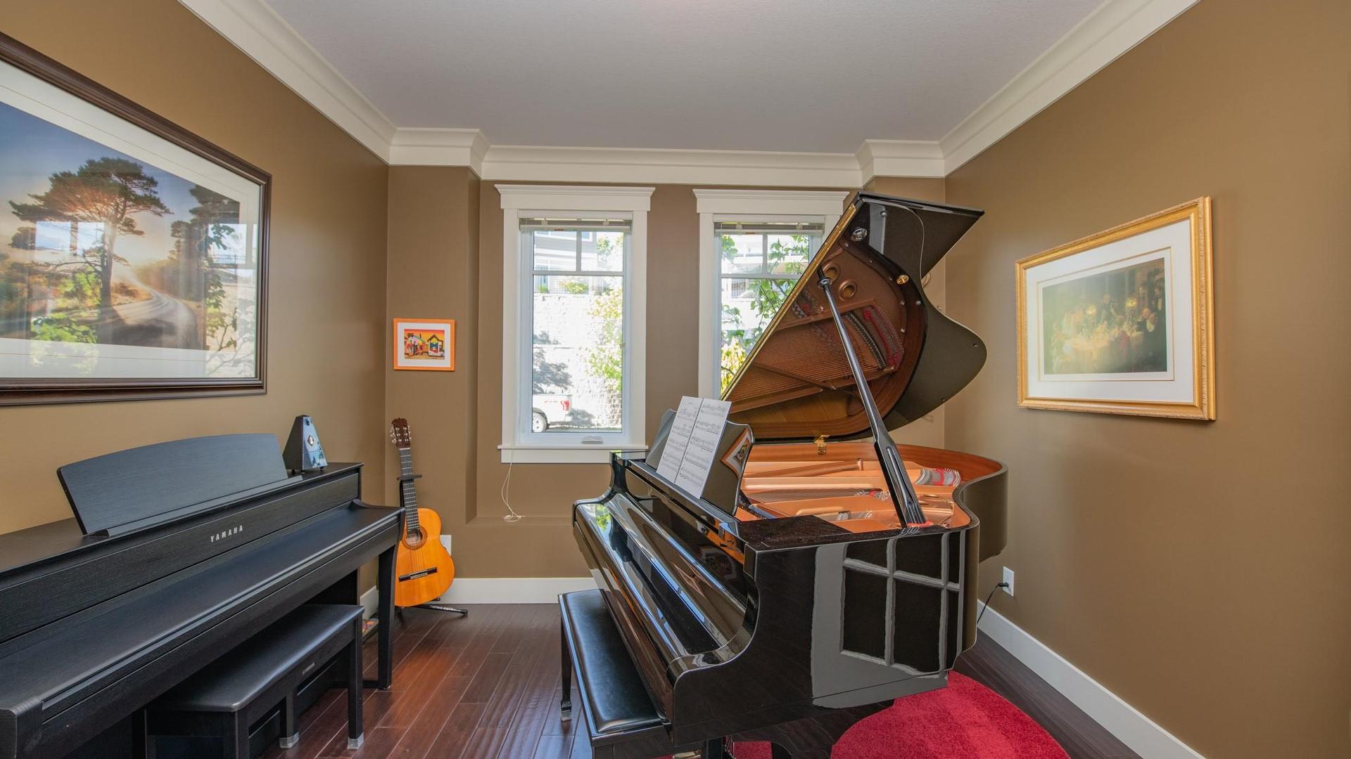 









4300


Camelback

Way,
Vernon,




BC
V1T 9W4

