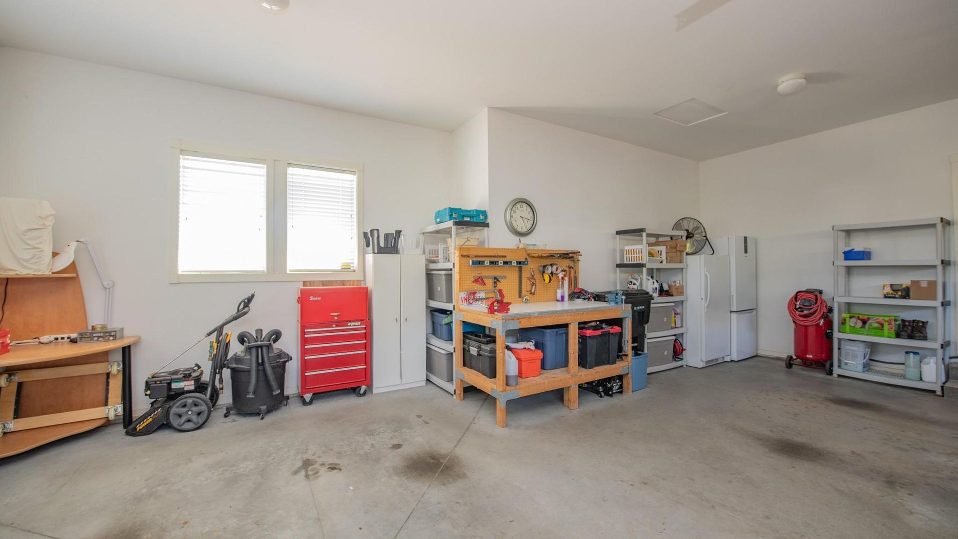 









4300


Camelback

Way,
Vernon,




BC
V1T 9W4

