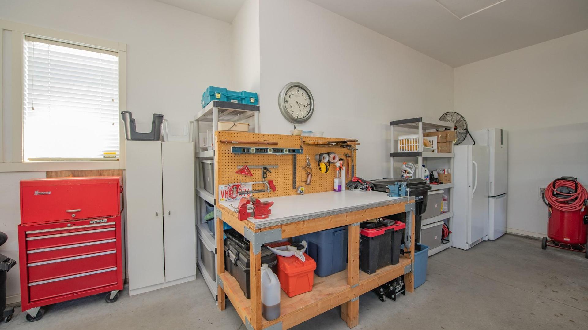 









4300


Camelback

Way,
Vernon,




BC
V1T 9W4

