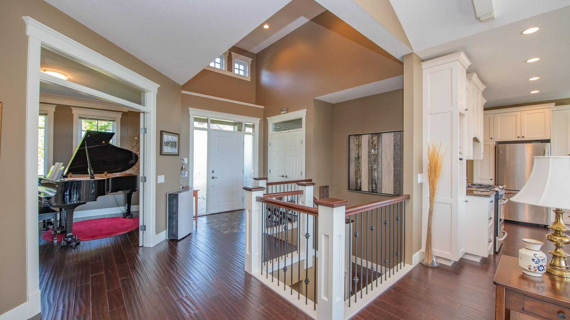 









4300


Camelback

Way,
Vernon,




BC
V1T 9W4


