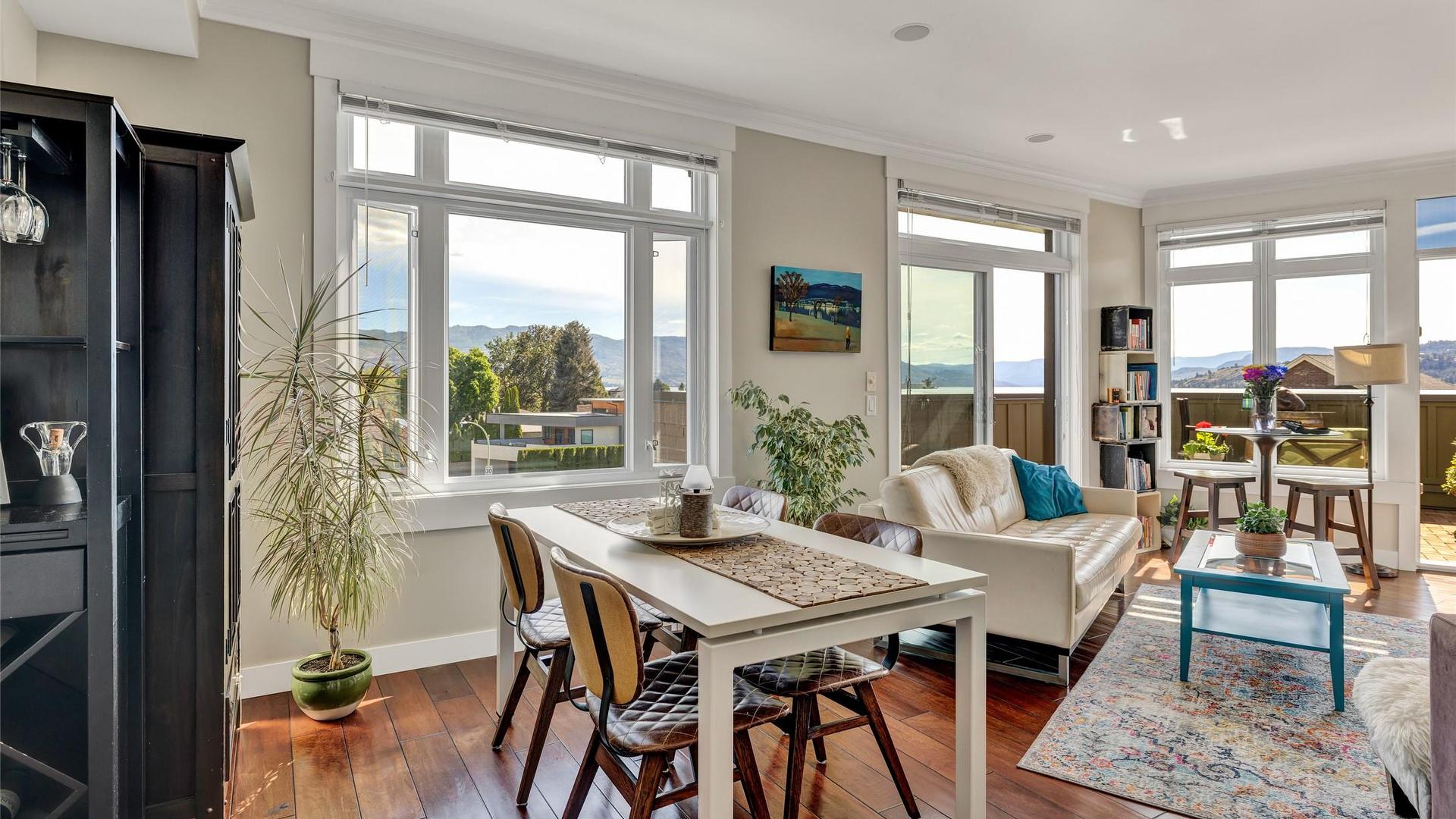 









2901


Abbott

Street, 305,
Kelowna,




BC
V1Y 1G7


