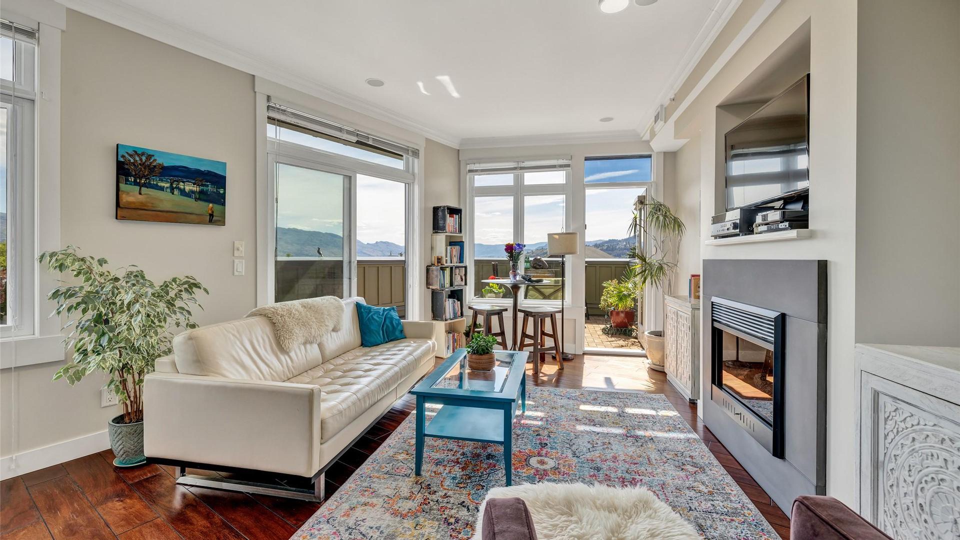 









2901


Abbott

Street, 305,
Kelowna,




BC
V1Y 1G7

