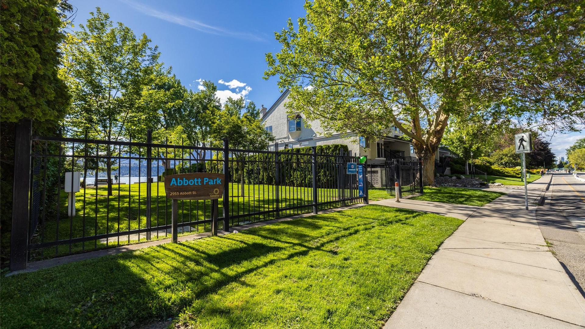 









2901


Abbott

Street, 305,
Kelowna,




BC
V1Y 1G7

