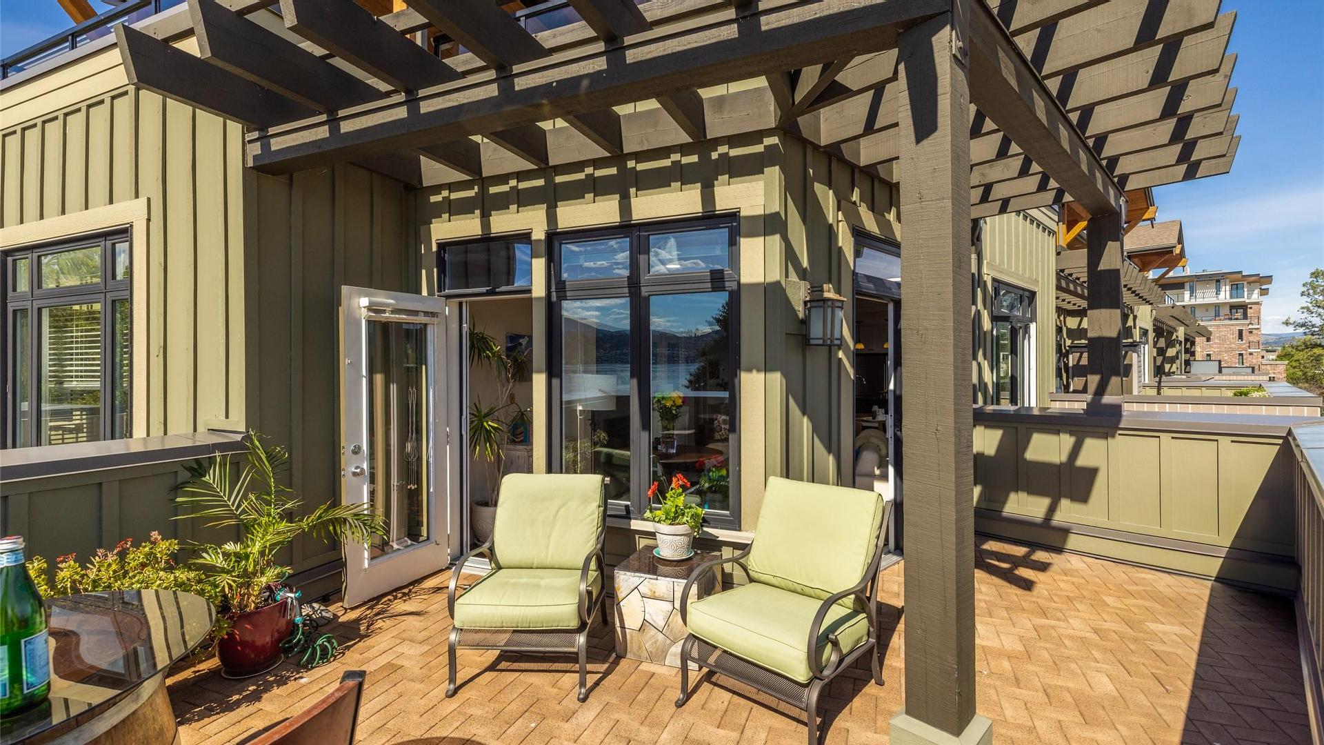 









2901


Abbott

Street, 305,
Kelowna,




BC
V1Y 1G7

