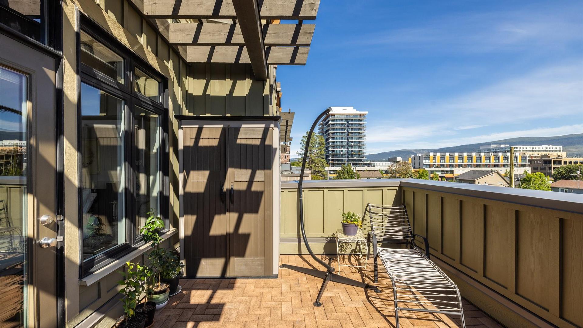 









2901


Abbott

Street, 305,
Kelowna,




BC
V1Y 1G7

