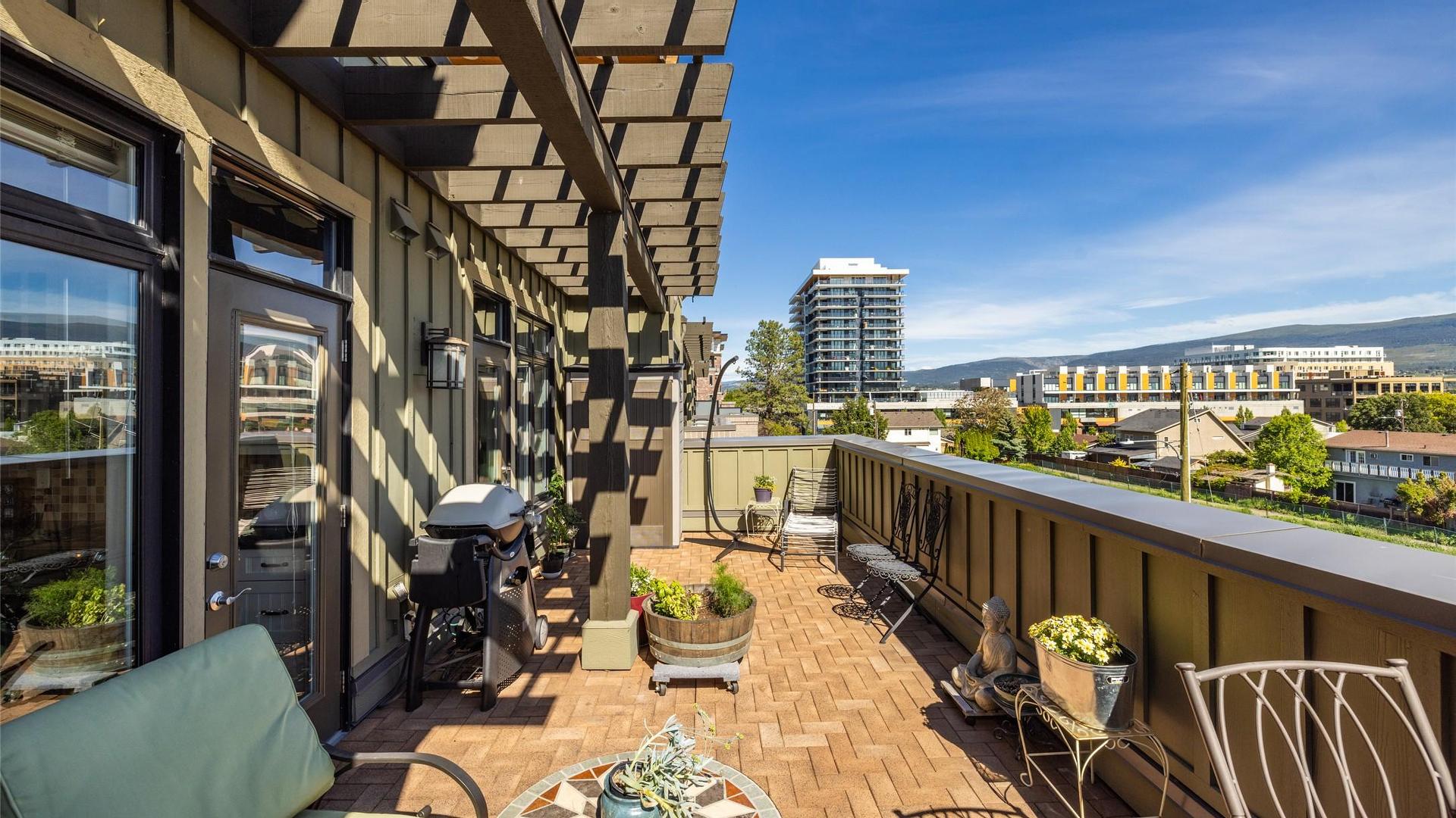 









2901


Abbott

Street, 305,
Kelowna,




BC
V1Y 1G7

