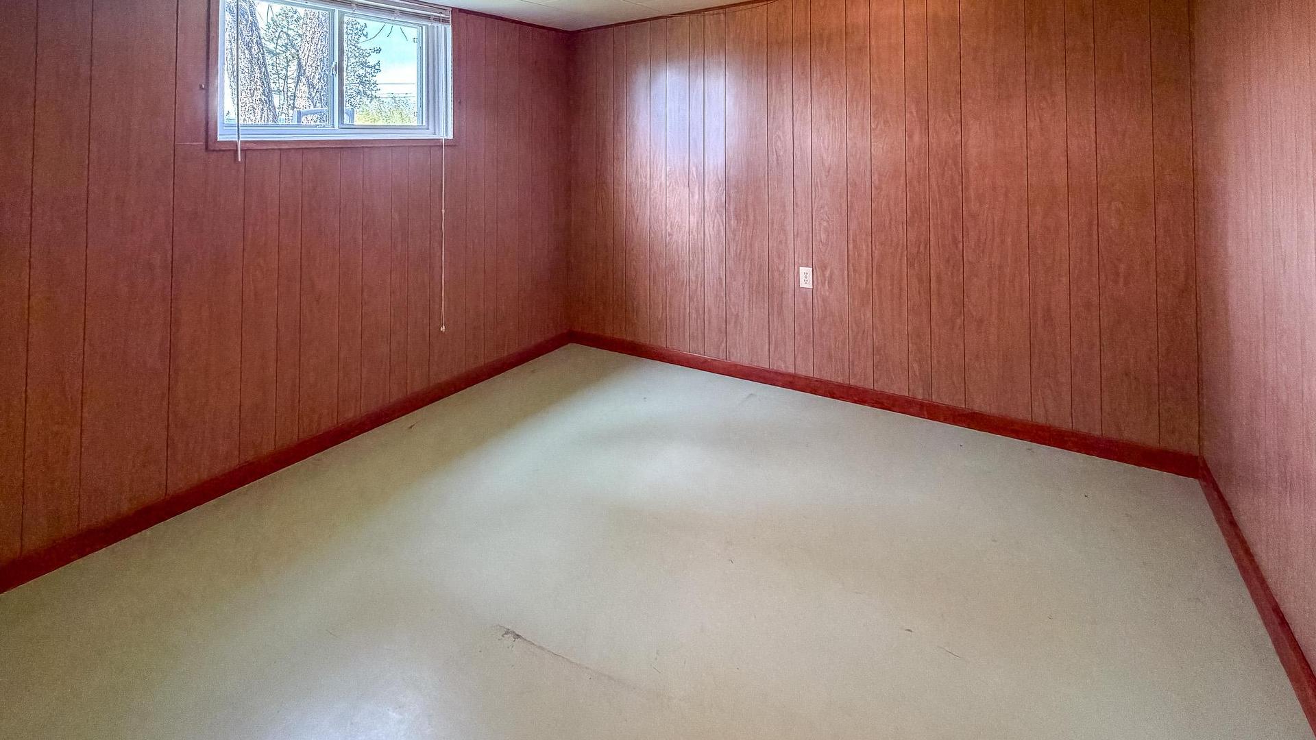 









811


28th

Avenue,
Cranbrook,




BC
V1C 3C8


