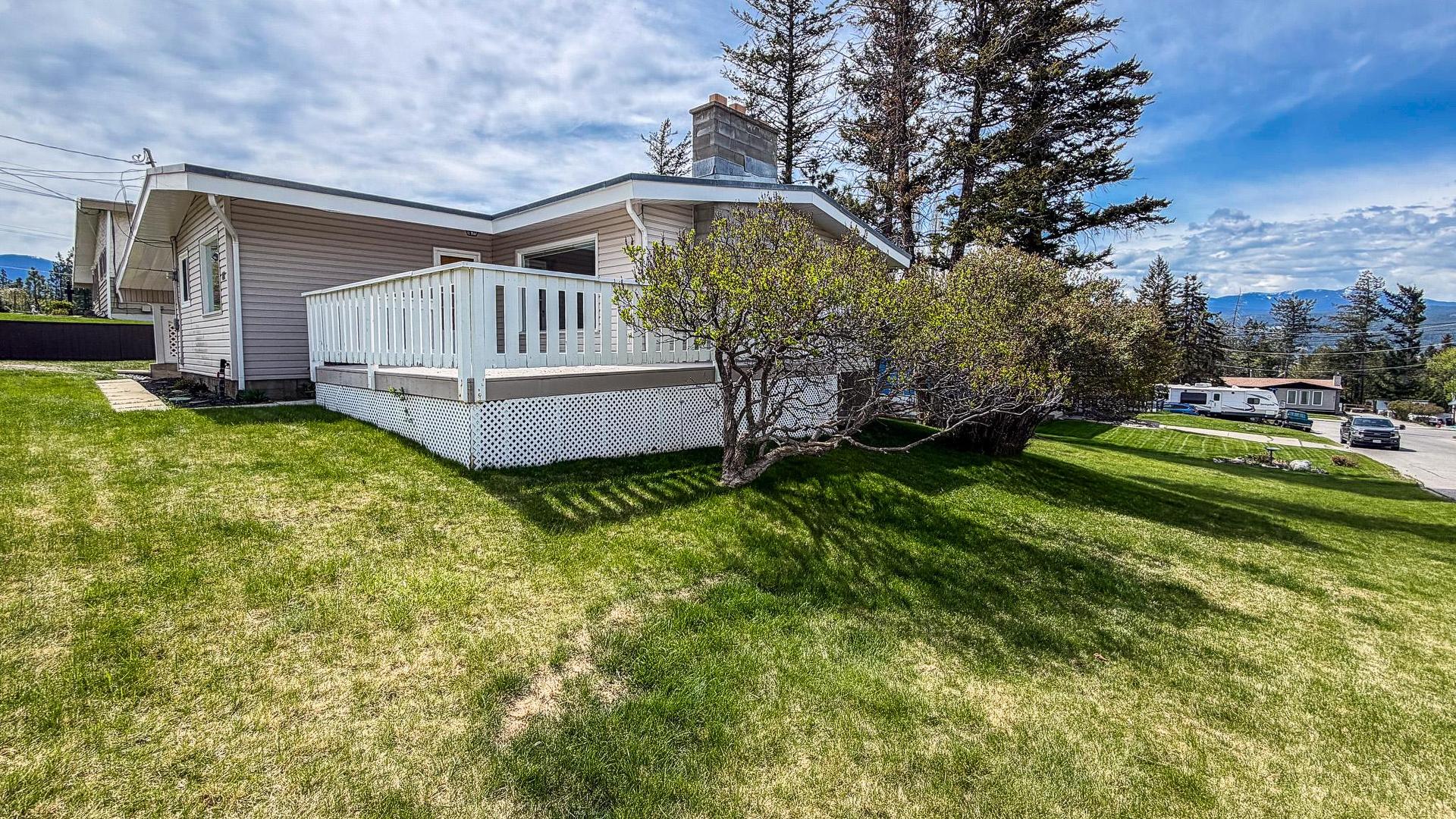 









811


28th

Avenue,
Cranbrook,




BC
V1C 3C8

