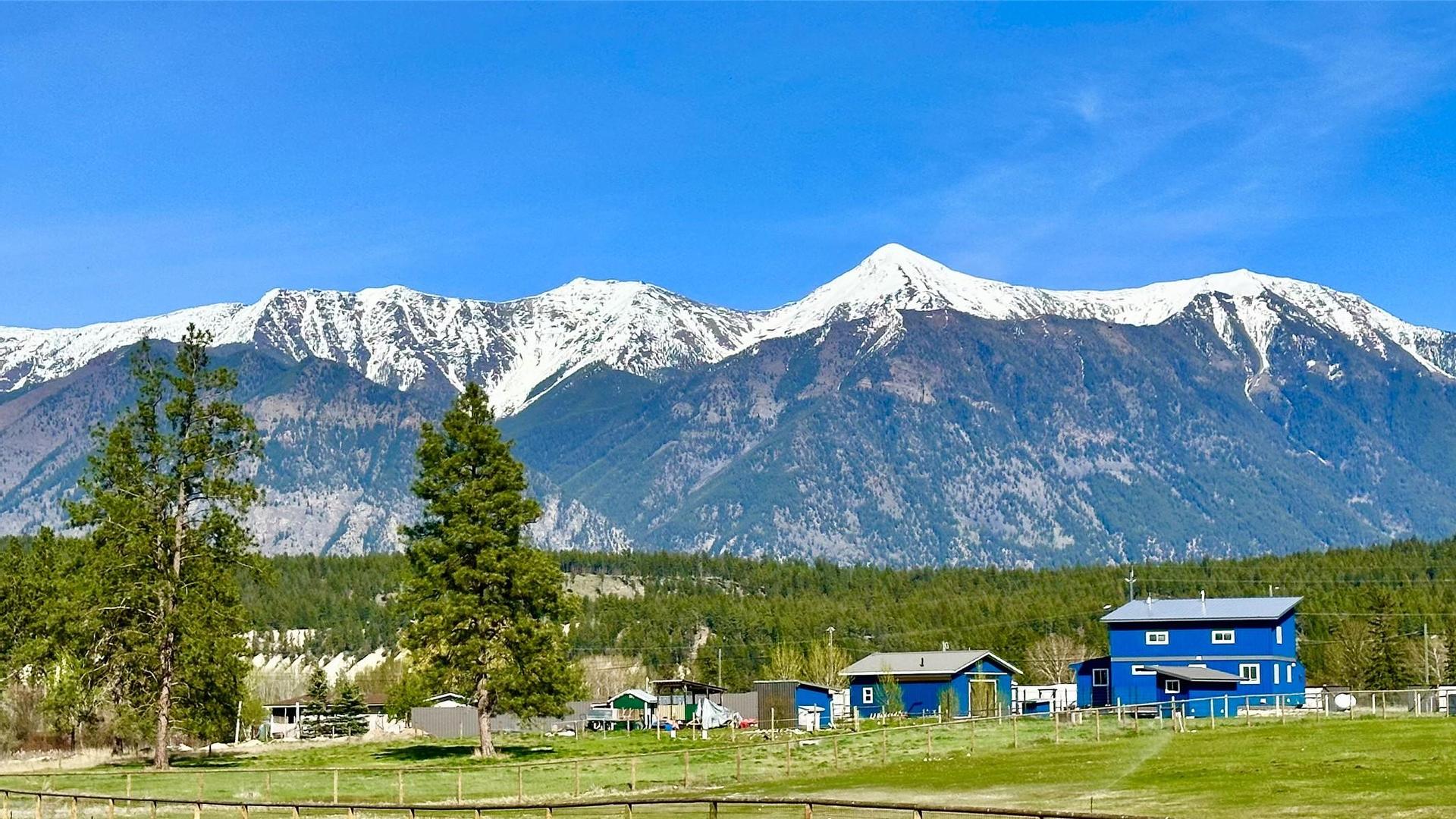 









5469


RIVERVIEW FRONTAGE

Road,
Ta Ta Creek,




BC
V0B 2H0

