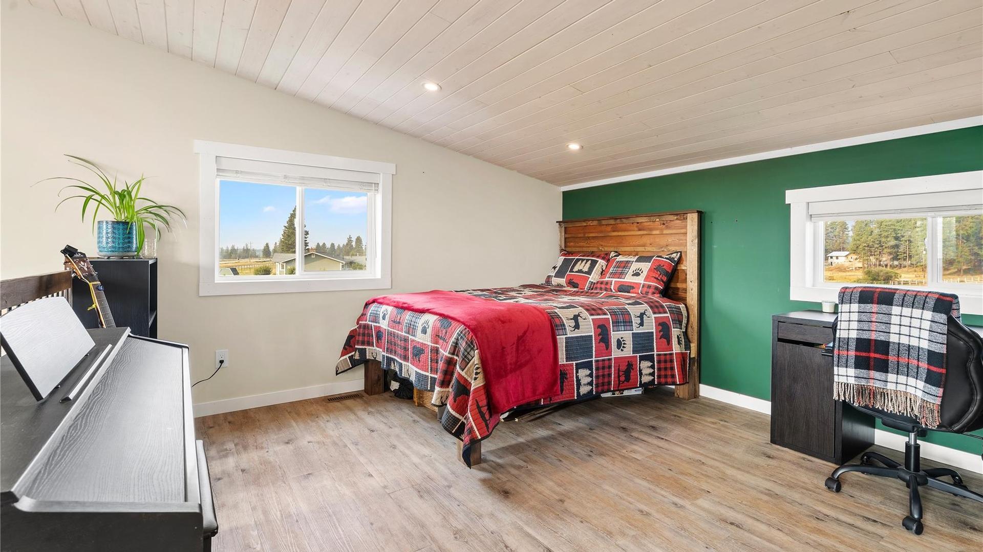 









5469


RIVERVIEW FRONTAGE

Road,
Ta Ta Creek,




BC
V0B 2H0

