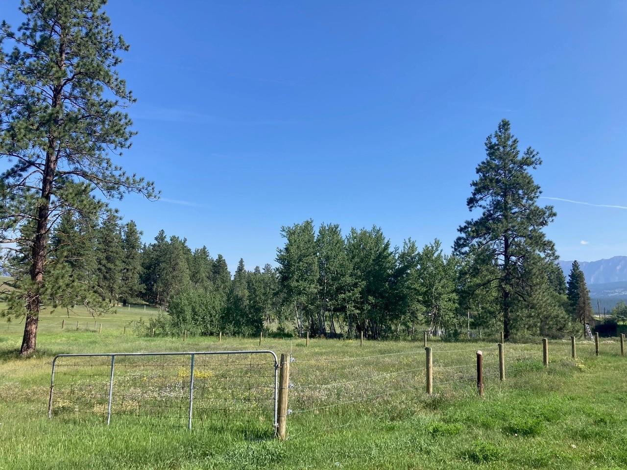 









5469


RIVERVIEW FRONTAGE

Road,
Ta Ta Creek,




BC
V0B 2H0


