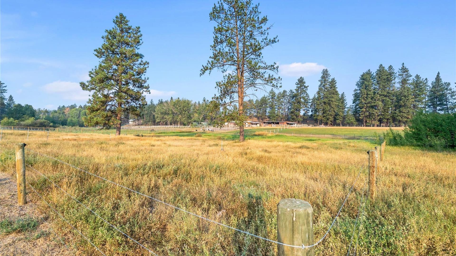









5469


RIVERVIEW FRONTAGE

Road,
Ta Ta Creek,




BC
V0B 2H0

