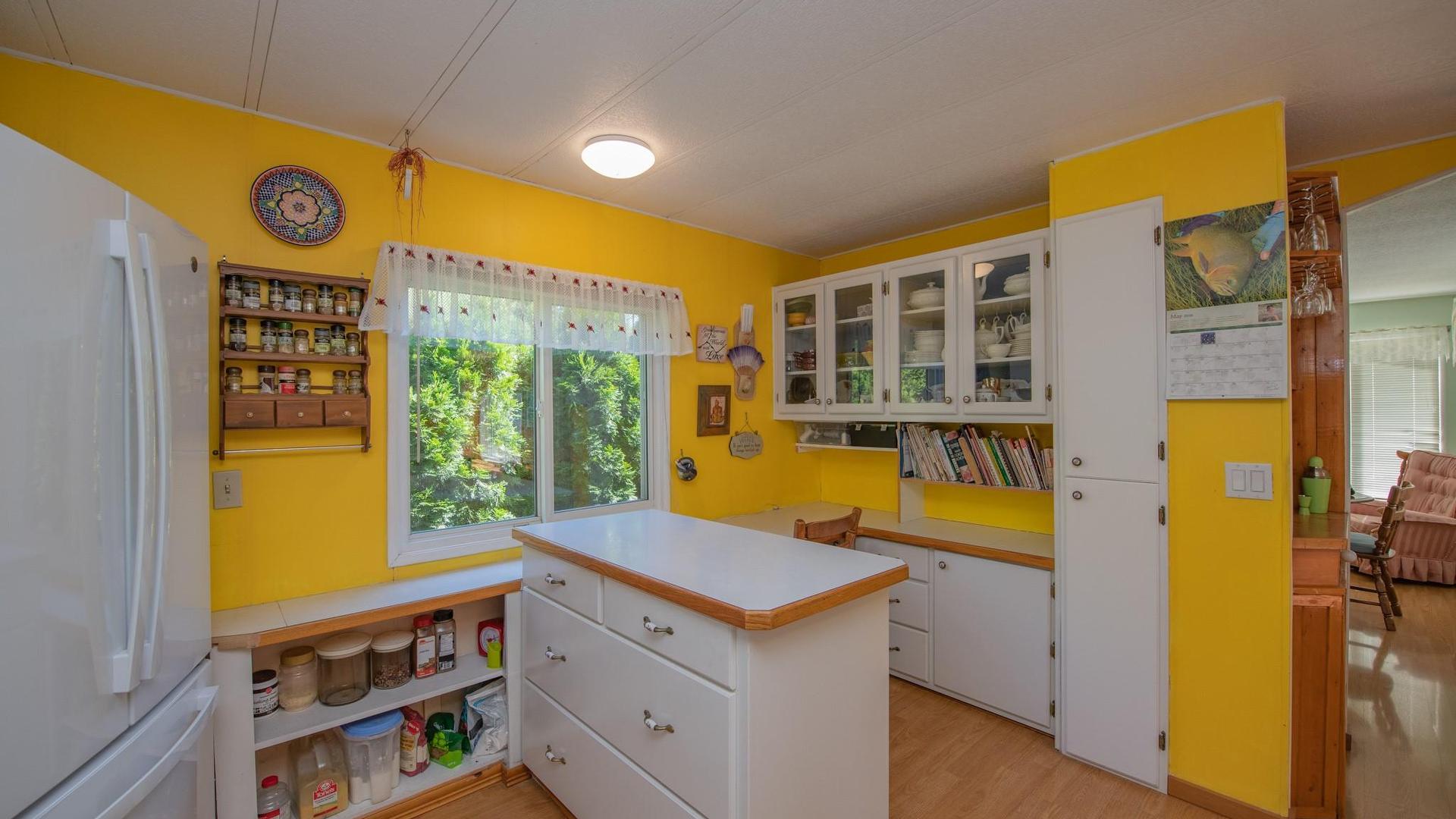 









15401


Kalamalka

Road, 321,
Vernon,




BC
V1B 1Z3

