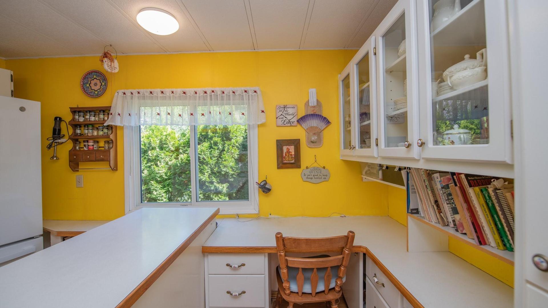 









15401


Kalamalka

Road, 321,
Vernon,




BC
V1B 1Z3


