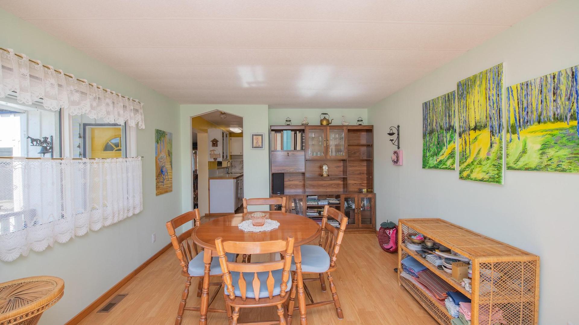 









15401


Kalamalka

Road, 321,
Vernon,




BC
V1B 1Z3

