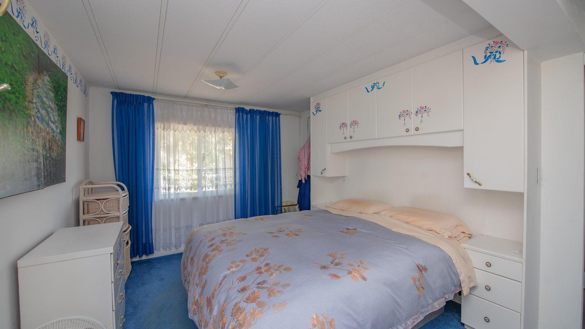 









15401


Kalamalka

Road, 321,
Vernon,




BC
V1B 1Z3


