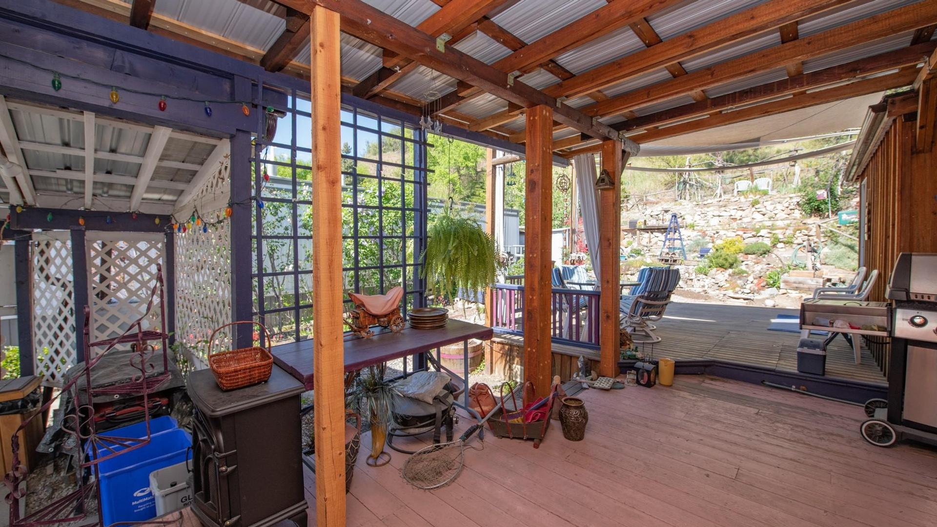 









15401


Kalamalka

Road, 321,
Vernon,




BC
V1B 1Z3


