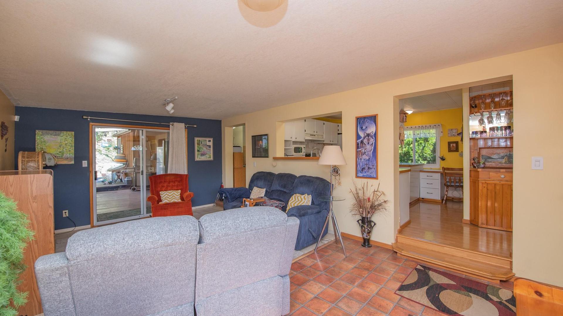 









15401


Kalamalka

Road, 321,
Vernon,




BC
V1B 1Z3

