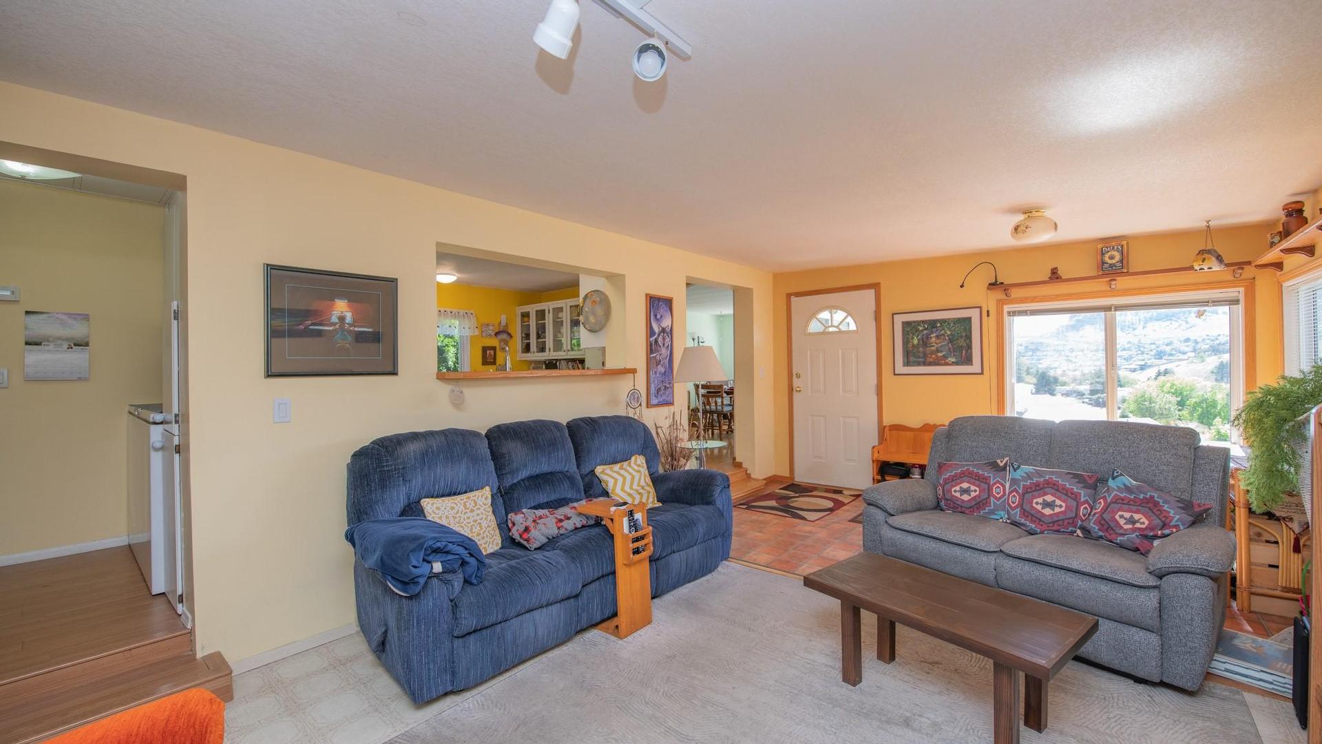 









15401


Kalamalka

Road, 321,
Vernon,




BC
V1B 1Z3

