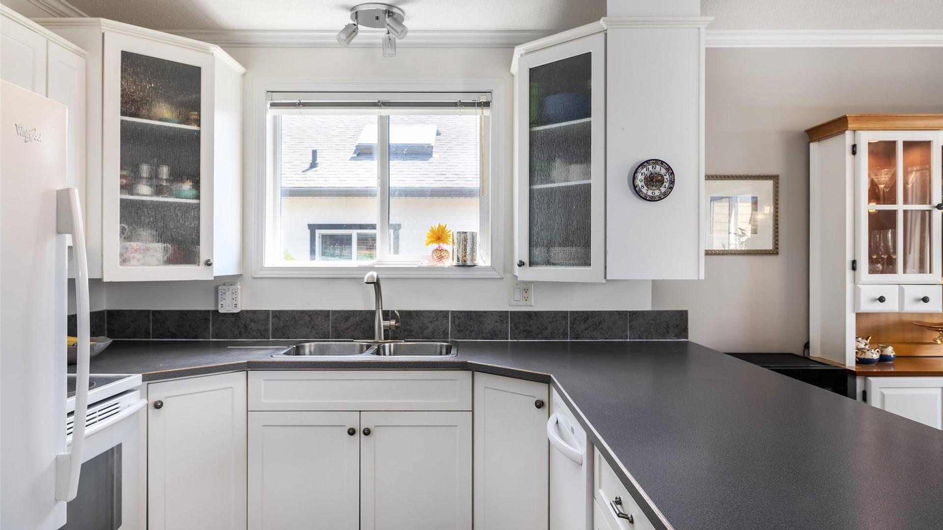 









2195


Mimosa

Drive,
West Kelowna,




BC
V4T 3A5

