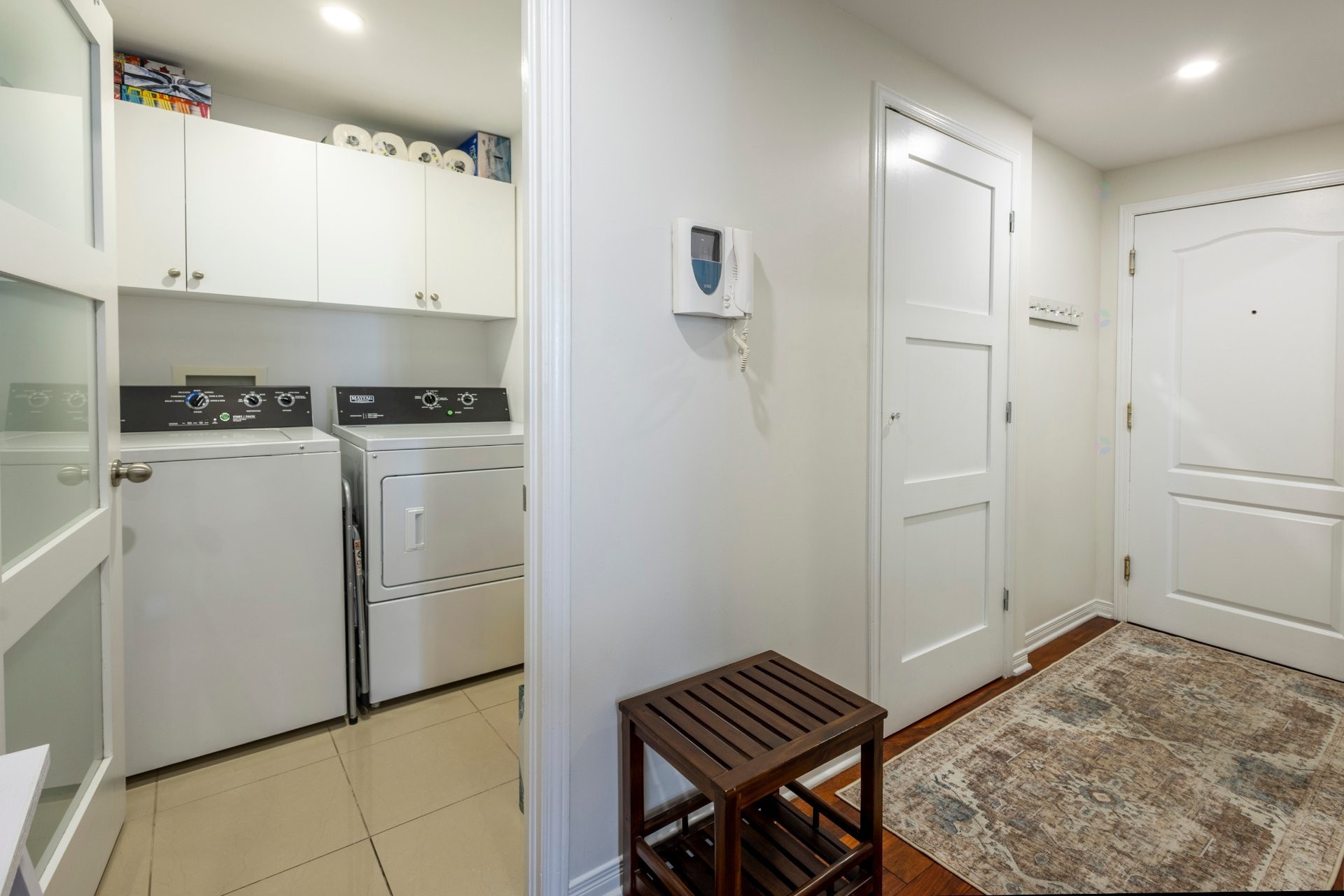 









7705


Rue du Mans

, 1502,
Montréal (Saint-Léonard),




QC
H1S2A2

