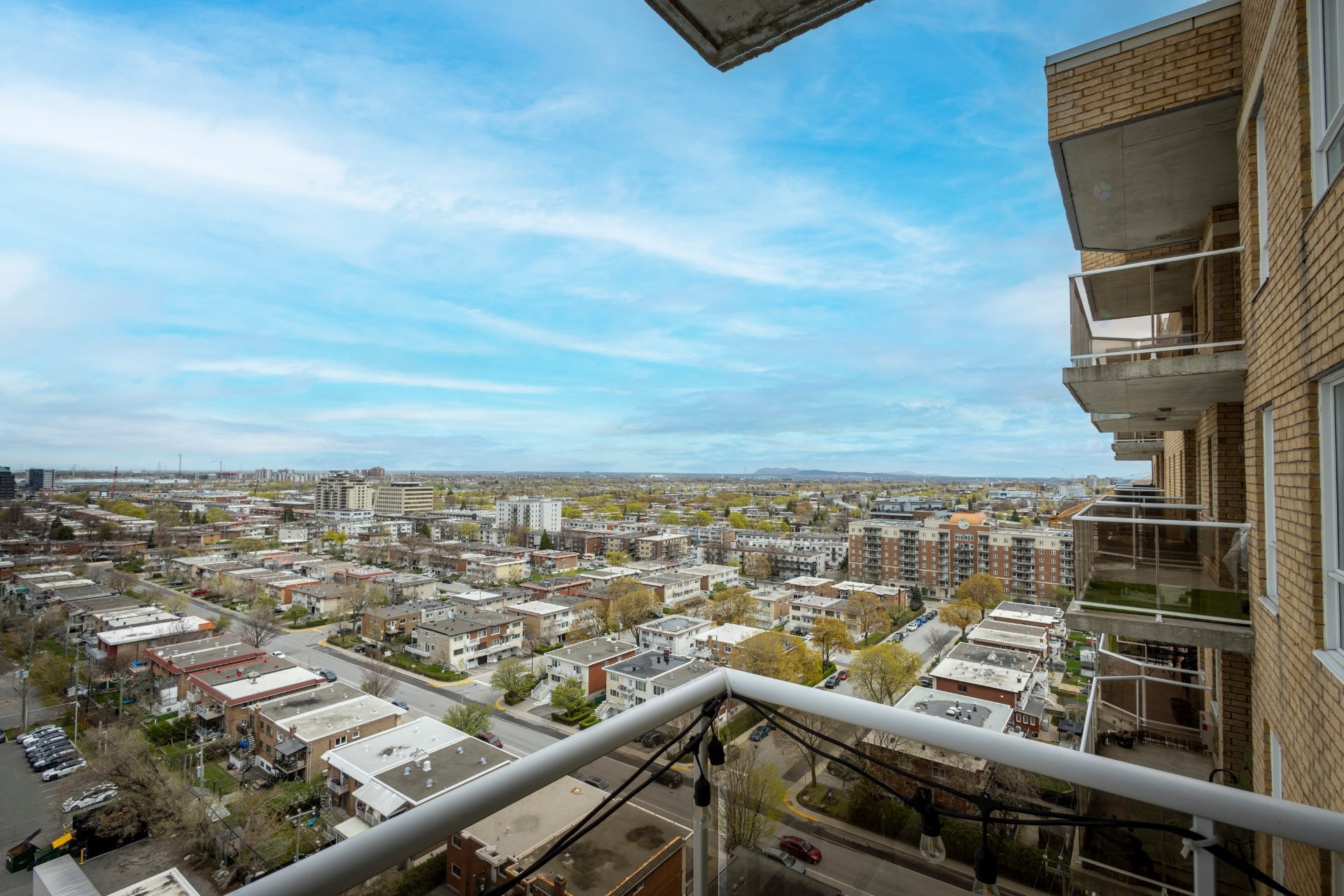 









7705


Rue du Mans

, 1502,
Montréal (Saint-Léonard),




QC
H1S2A2


