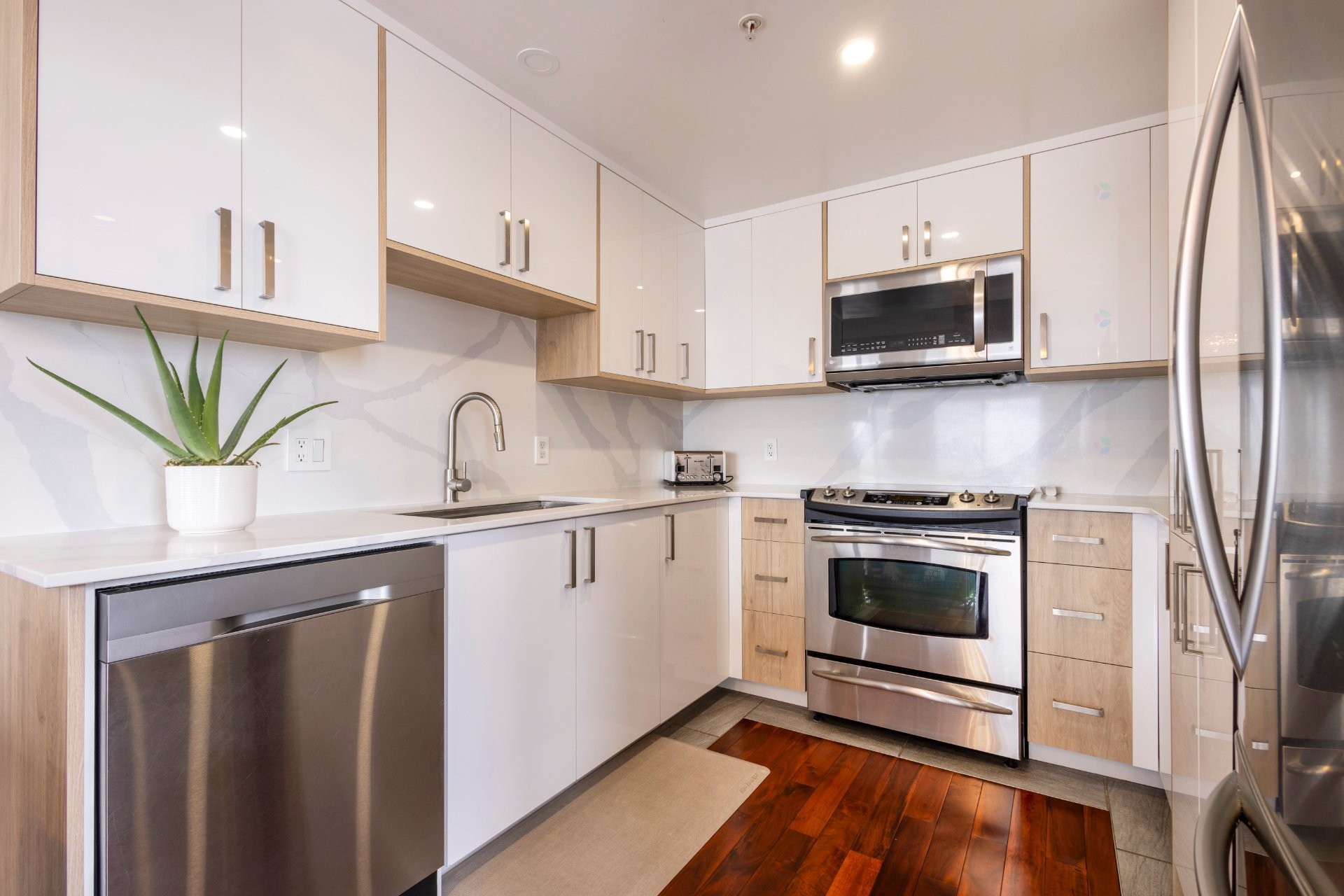 









7705


Rue du Mans

, 1502,
Montréal (Saint-Léonard),




QC
H1S2A2

