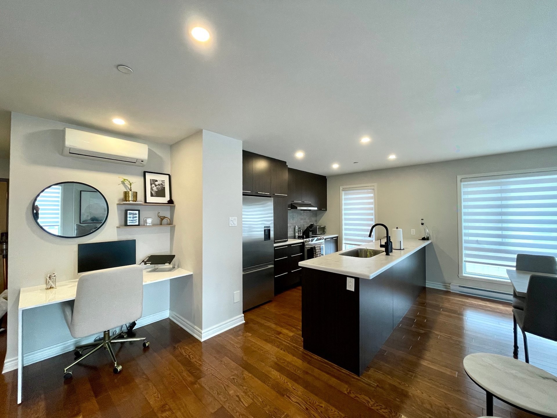 









1440


Rue Lucien-Paiement

, 908,
Laval (Laval-des-Rapides),




QC
H7N0B8

