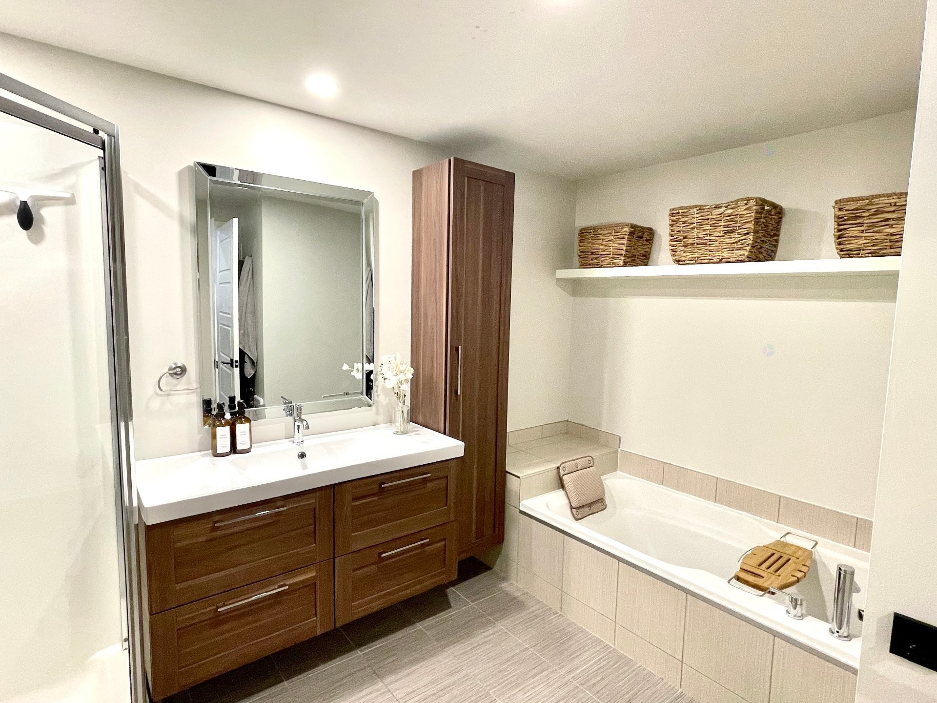 









1440


Rue Lucien-Paiement

, 908,
Laval (Laval-des-Rapides),




QC
H7N0B8

