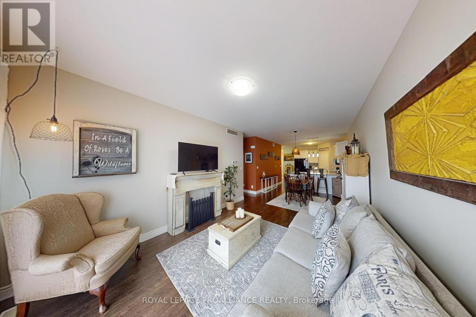 












23 LEDGEROCK COURT

,
Quinte West (Sidney Ward),




Ontario
K8R0A1

