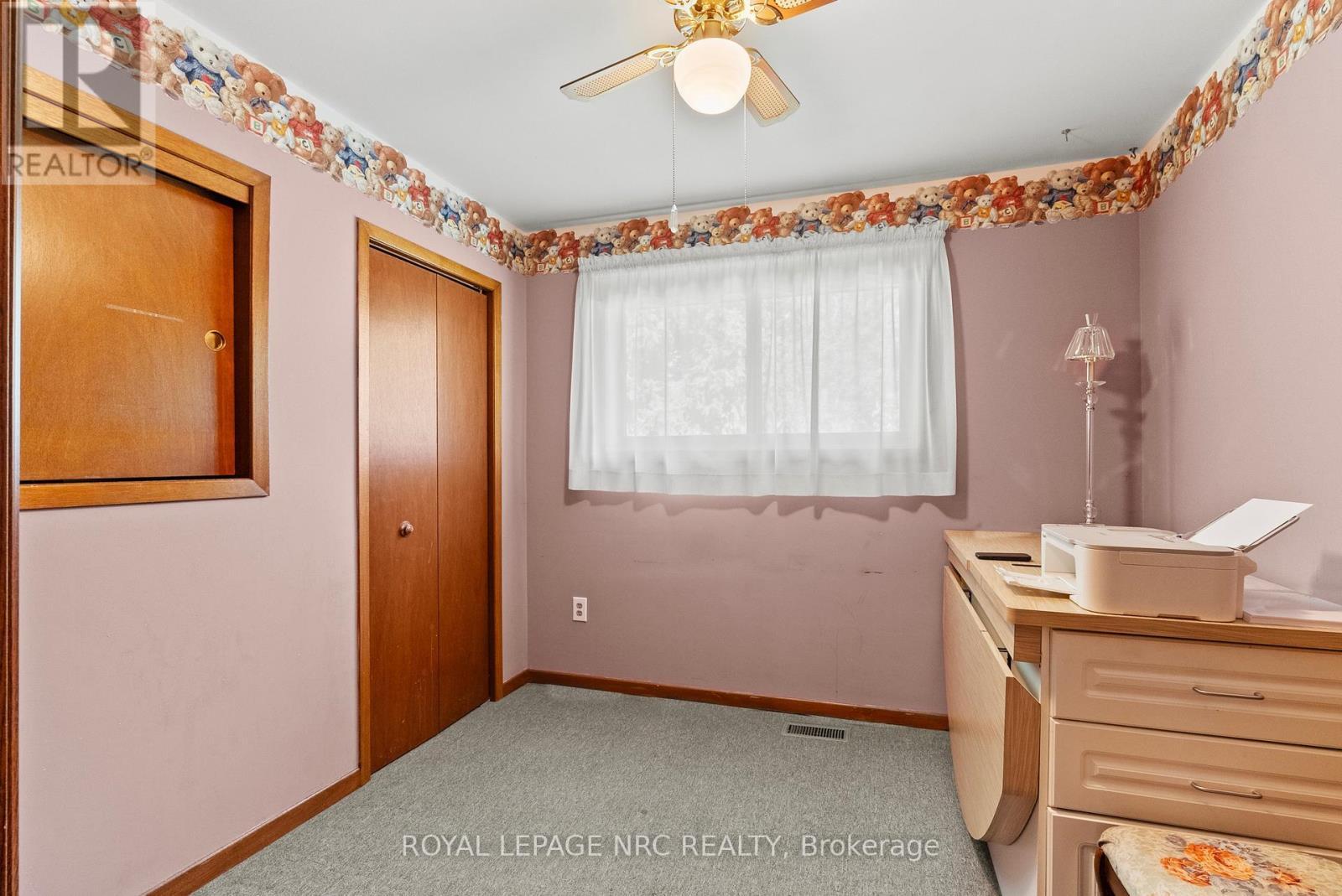 












21 UPPER CANADA DRIVE

,
Niagara-on-the-Lake (Town),




Ontario
L0S1J0

