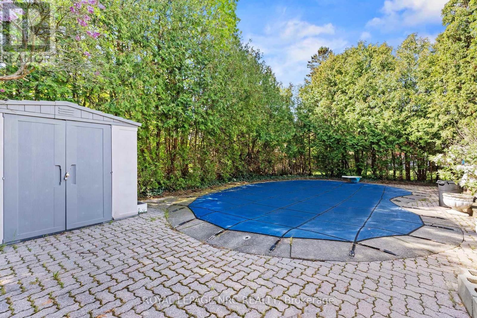 












21 UPPER CANADA DRIVE

,
Niagara-on-the-Lake (Town),




Ontario
L0S1J0

