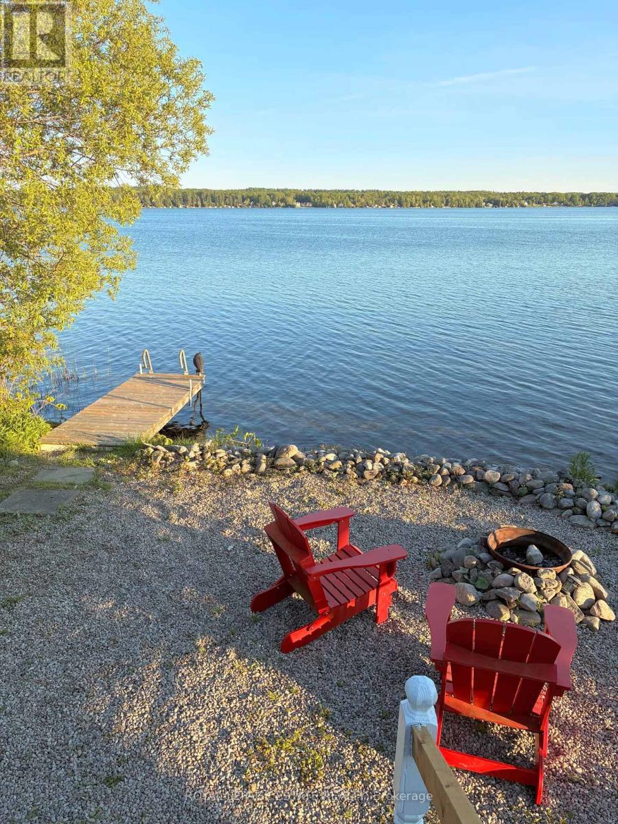 












2233 NORTH ORR LAKE ROAD

,
Springwater,




Ontario
L0L1P0

