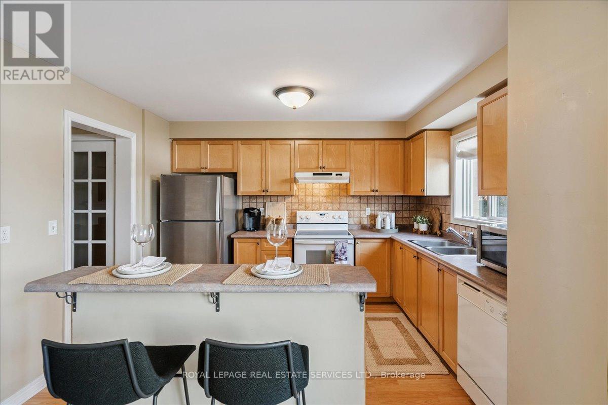 












14 - 2871 DARIEN ROAD

,
Burlington,




Ontario
L7M4R6

