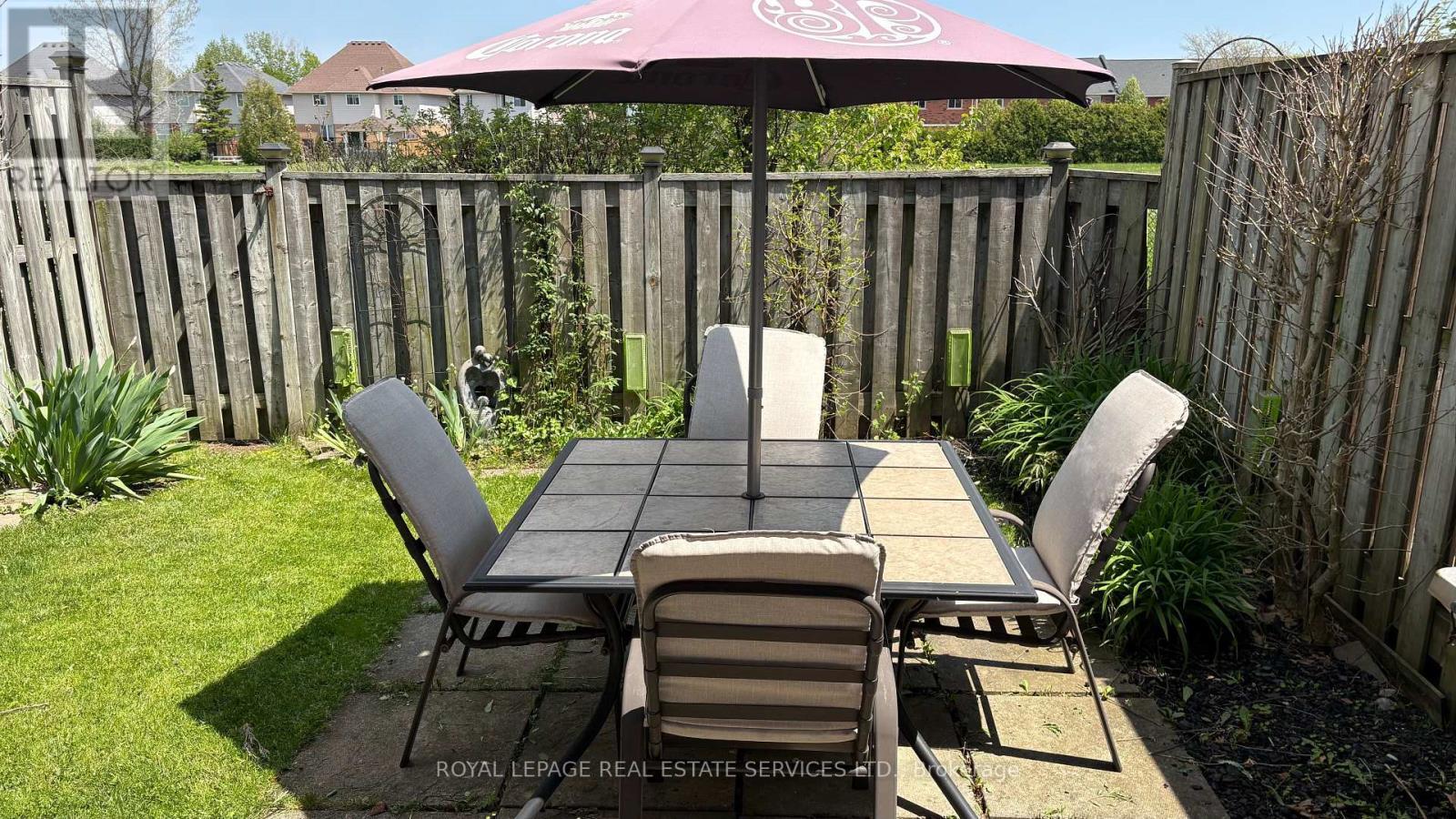 












14 - 2871 DARIEN ROAD

,
Burlington,




Ontario
L7M4R6

