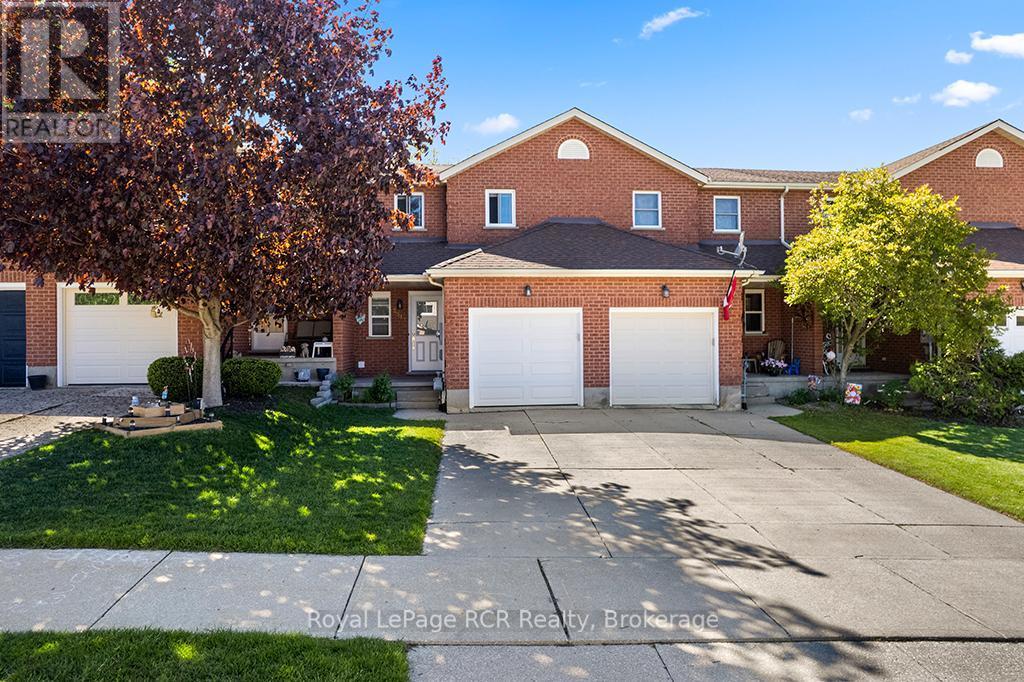 












2512 - 2512 8TH AVENUE A AVENUE E

,
Owen Sound,




Ontario
N4K6W5

