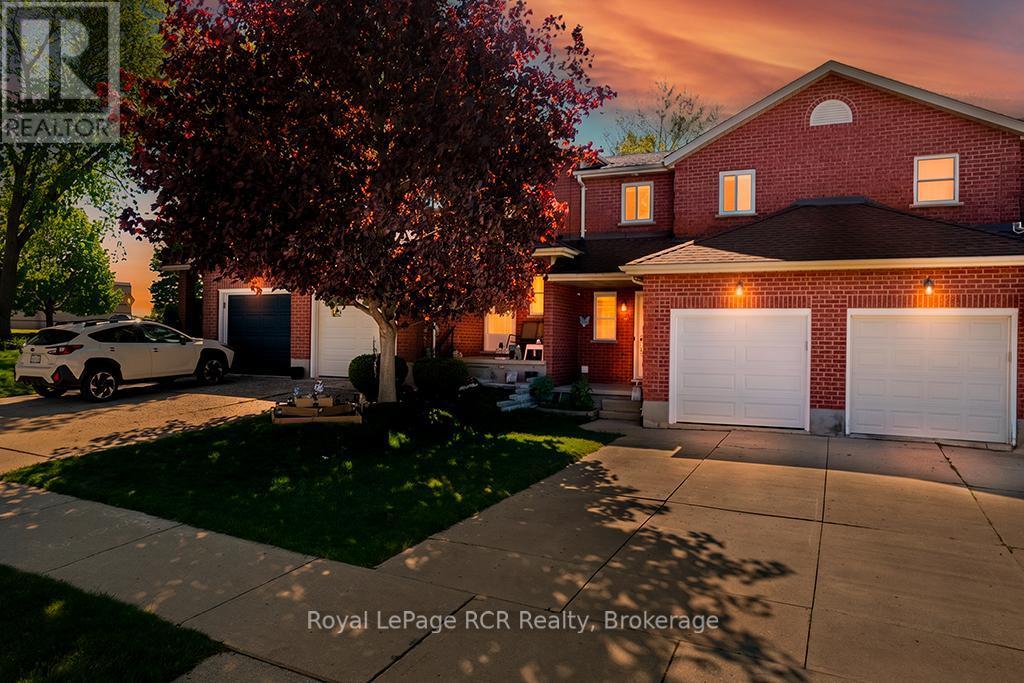 












2512 - 2512 8TH AVENUE A AVENUE E

,
Owen Sound,




Ontario
N4K6W5

