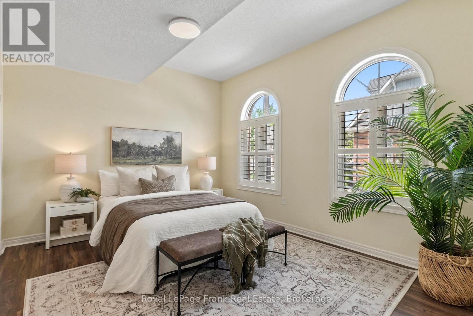 












30 - 30 GIDLEY LANE

,
Ajax (Central),




Ontario
L1T4Z7

