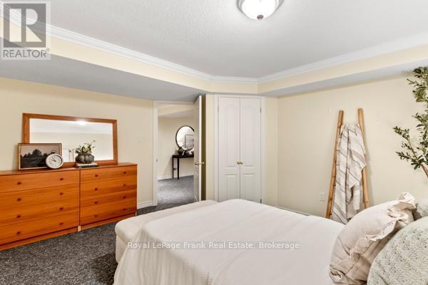 












30 - 30 GIDLEY LANE

,
Ajax (Central),




Ontario
L1T4Z7


