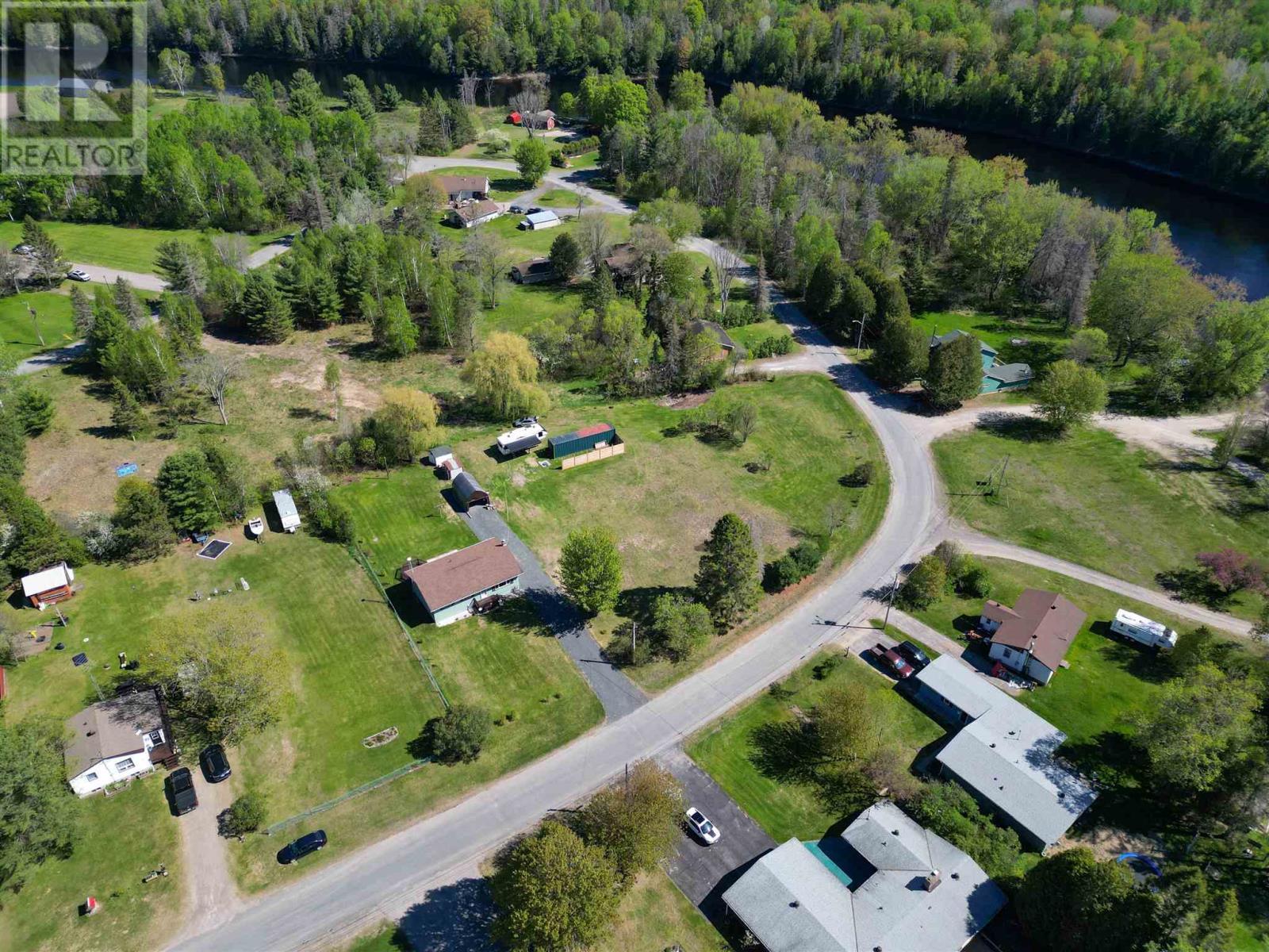 












43 Mississagi CRES

,
Iron Bridge,




Ontario
P0R1H0

