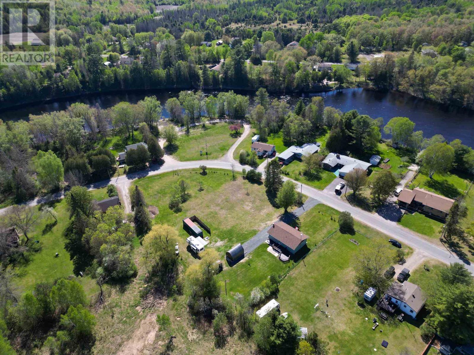 












43 Mississagi CRES

,
Iron Bridge,




Ontario
P0R1H0


